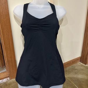 Lululemon activewear tank with built in bra